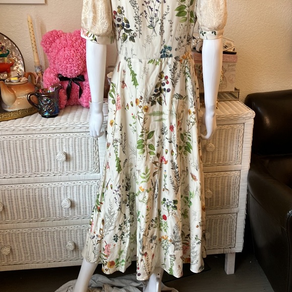 Anthropologie Geisha Designs Donna floral print Midi dress Size Medium - Picture 9 of 12